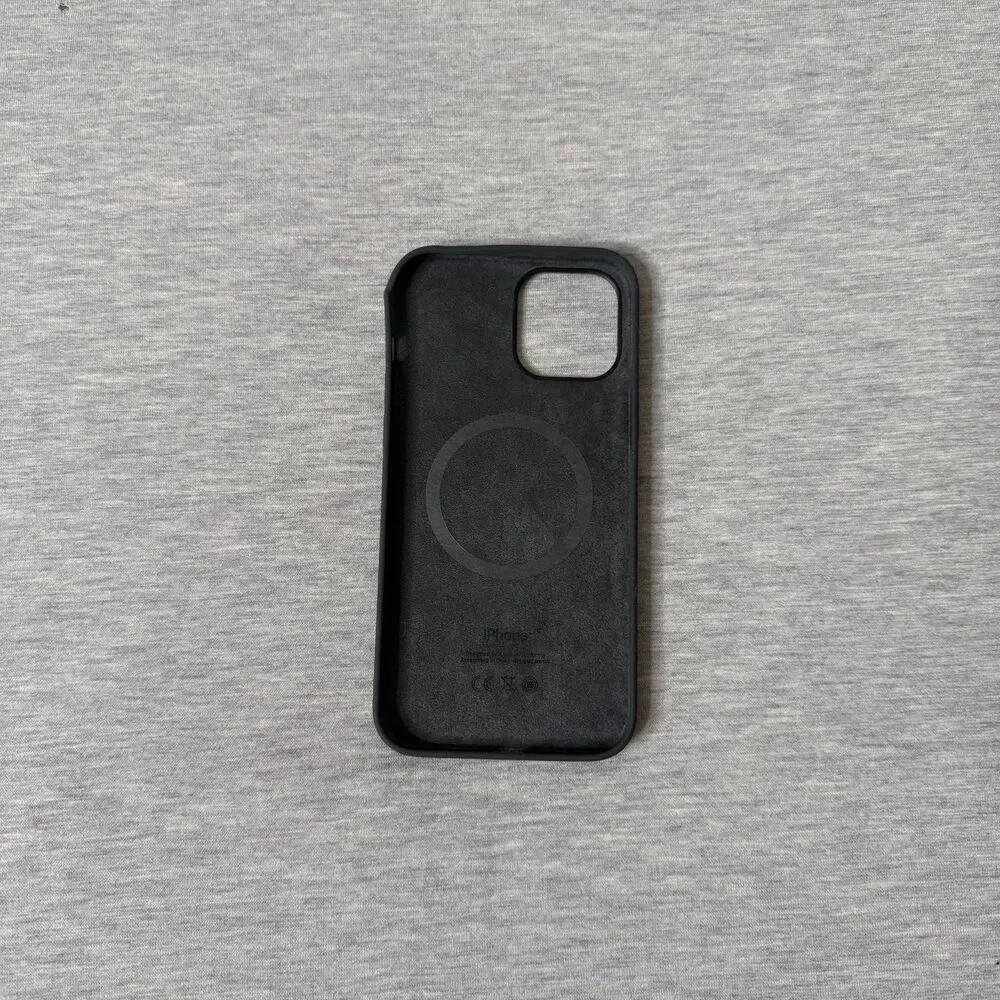 Apple Silicone Case with MagSafe for iPhone 12 Pro Max